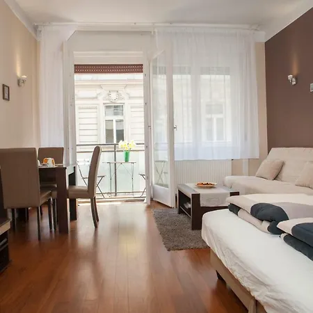 Katrin * 부다페스트